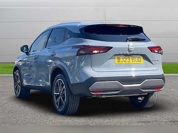 Used Nissan Qashqai 2023 for sale - 76204323: Photo 2
