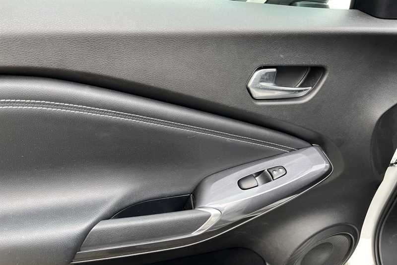 Used Nissan Juke 2023 for sale - 77600642: Photo 38