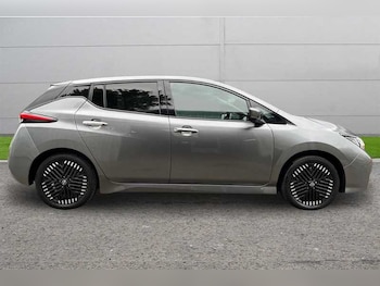 Used Nissan Leaf 2022 for sale - 78799392: Photo