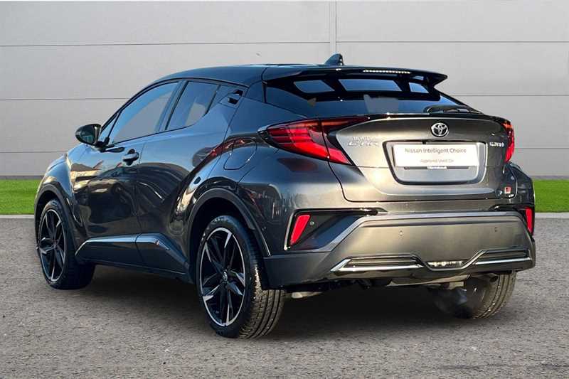 Used Toyota C-HR 2023 for sale - 77205879: Photo 2