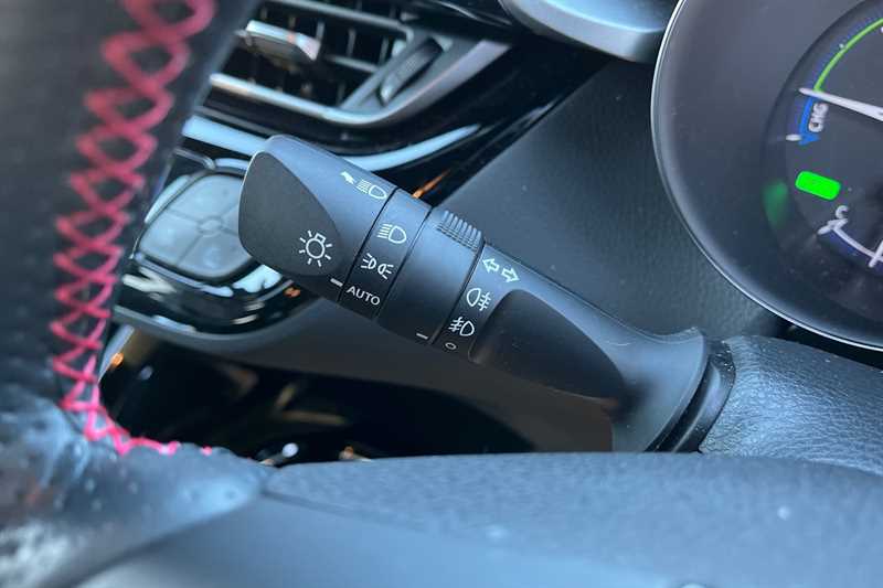 Used Toyota C-HR 2023 for sale - 77205879: Photo 27