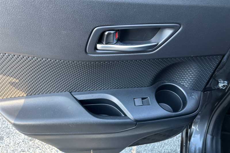 Used Toyota C-HR 2023 for sale - 77205879: Photo 37