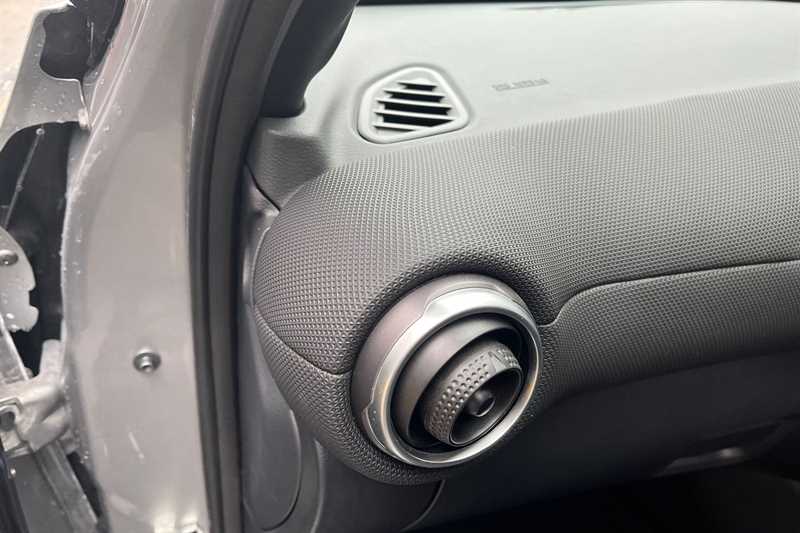 Used Nissan Juke 2024 for sale - 76328432: Photo 37