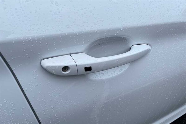 Used Hyundai KONA 2022 for sale - 76140631: Photo 28