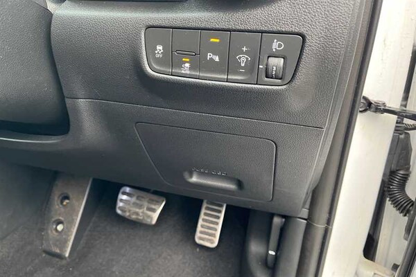 Used Hyundai KONA 2022 for sale - 76140631: Photo 38