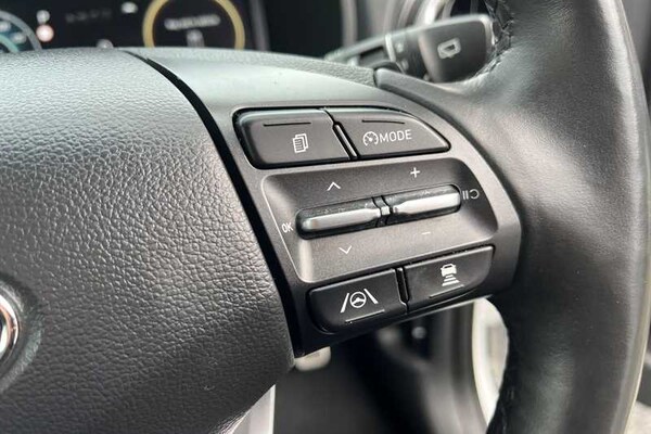 Used Hyundai KONA 2022 for sale - 76140631: Photo 40