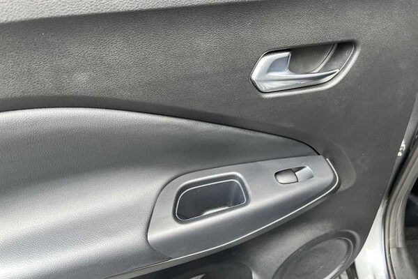 Used Nissan Juke 2022 for sale - 75637036: Photo 38