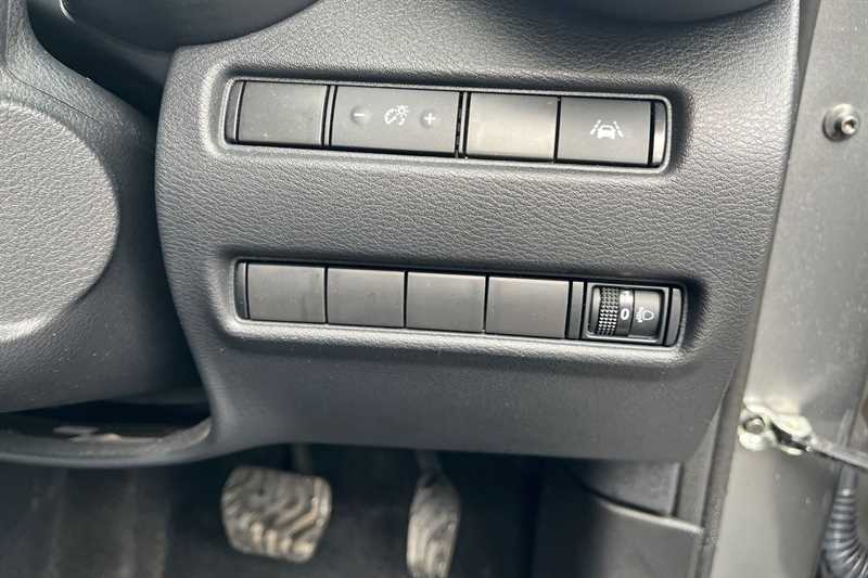 Used Nissan Juke 2023 for sale - 76475223: Photo 23