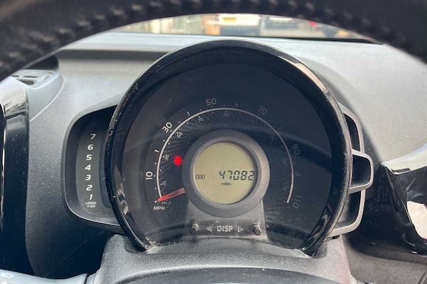 Used Toyota AYGO 2018 for sale - 76229647: Photo 14