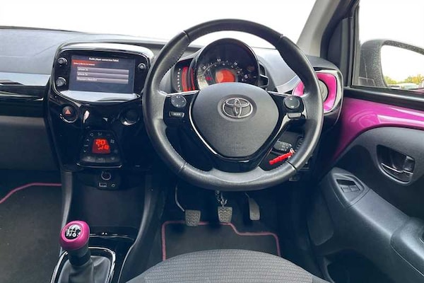 Used Toyota AYGO 2018 for sale - 76229647: Photo 15
