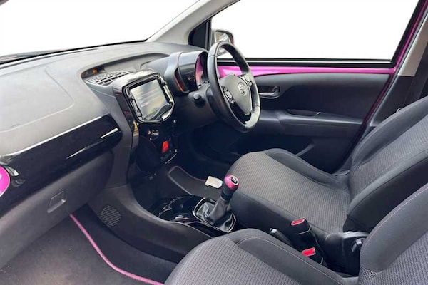Used Toyota AYGO 2018 for sale - 76229647: Photo 7