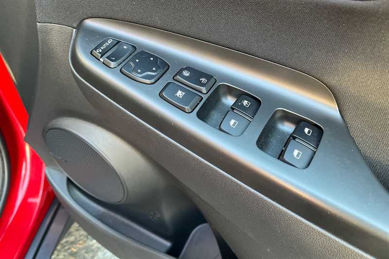 Used Hyundai KONA 2022 for sale - 76636085: Photo 18