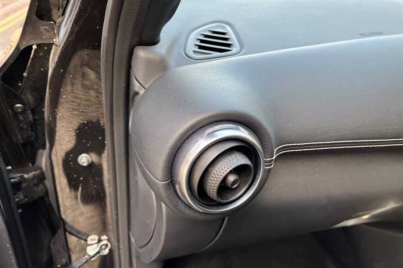 Used Nissan Juke 2023 for sale - 76826946: Photo 48