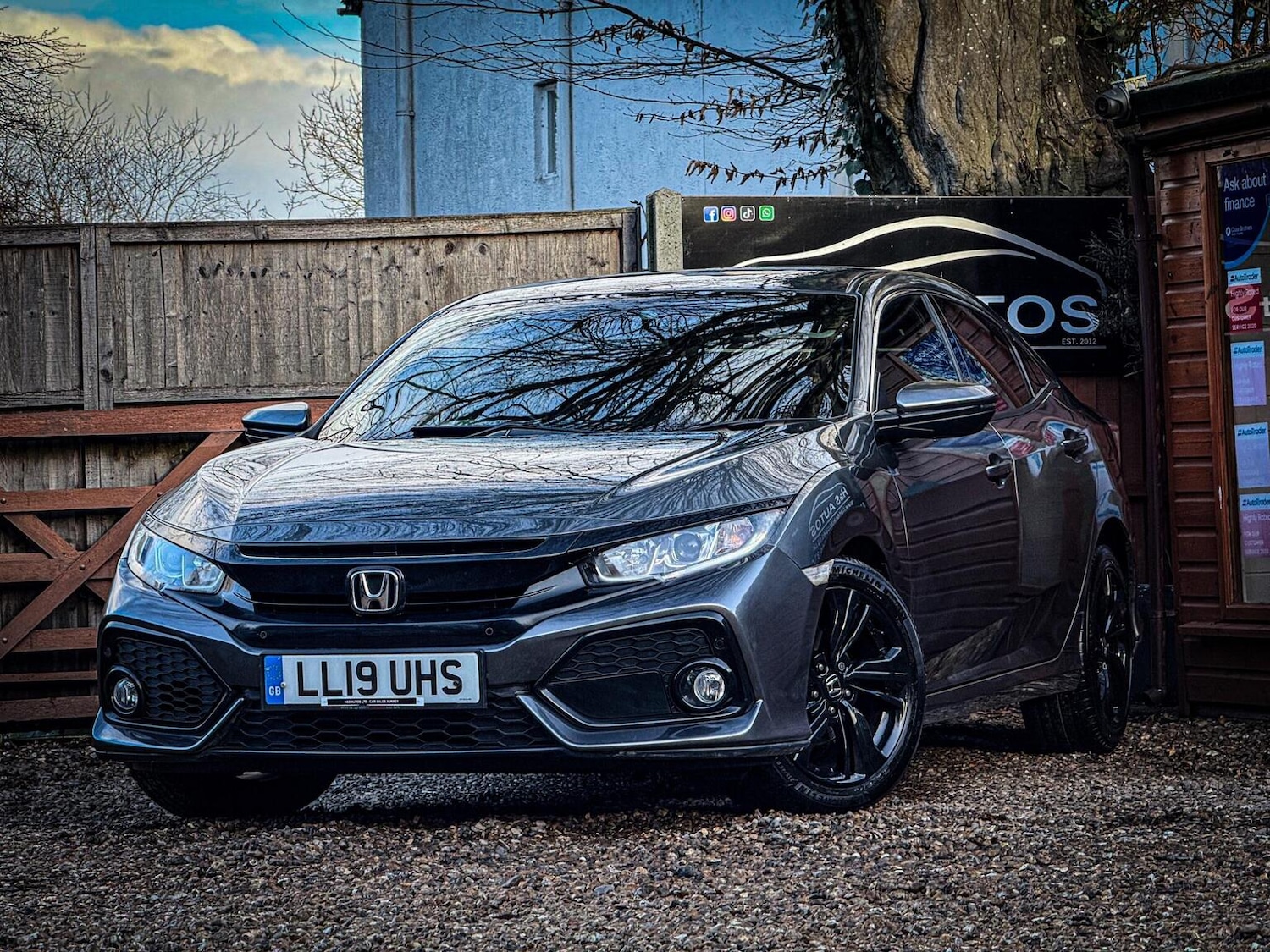 Used Honda Civic 2019 for sale - 77159257: Photo 4