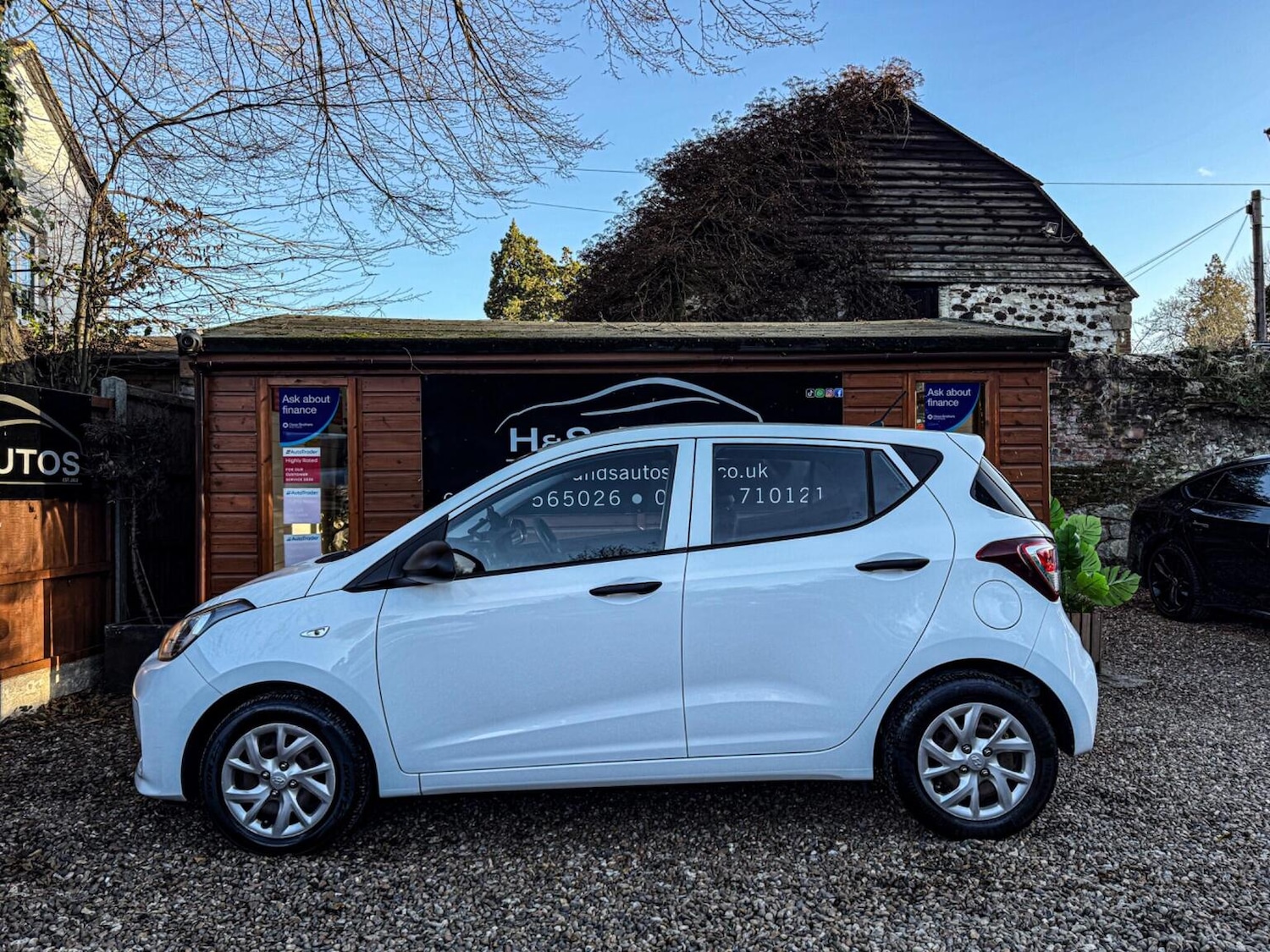 Used Hyundai i10 2018 for sale - 77089855: Photo 12