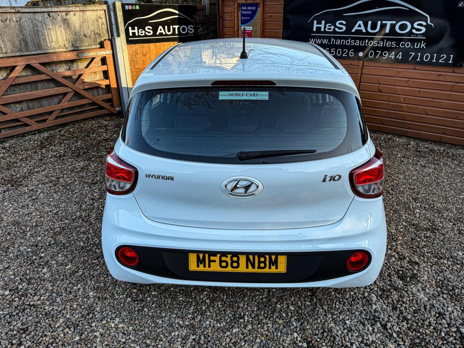 Used Hyundai i10 2018 for sale - 77089855: Photo 19
