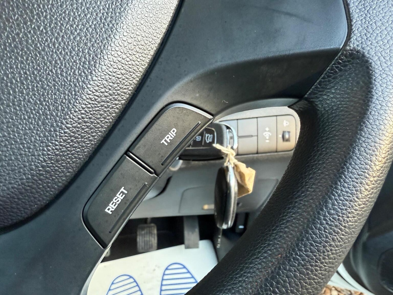 Used Hyundai i10 2018 for sale - 77089855: Photo 27