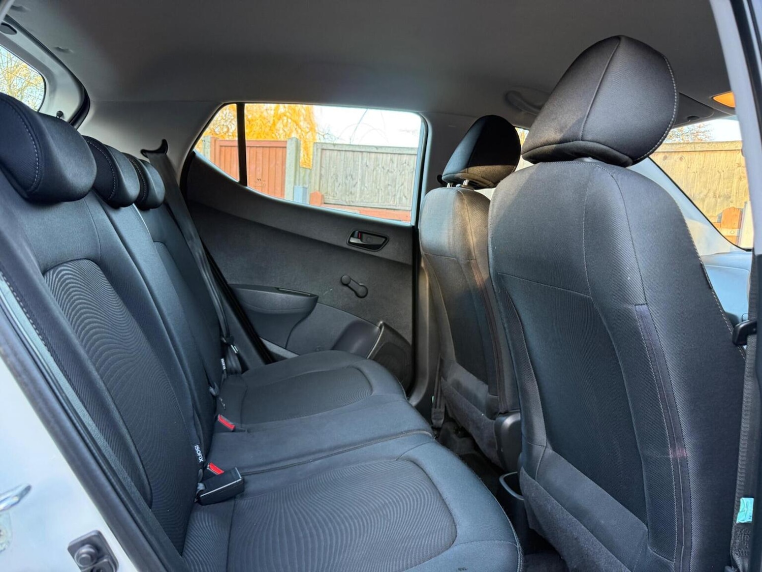 Used Hyundai i10 2018 for sale - 77089855: Photo 28