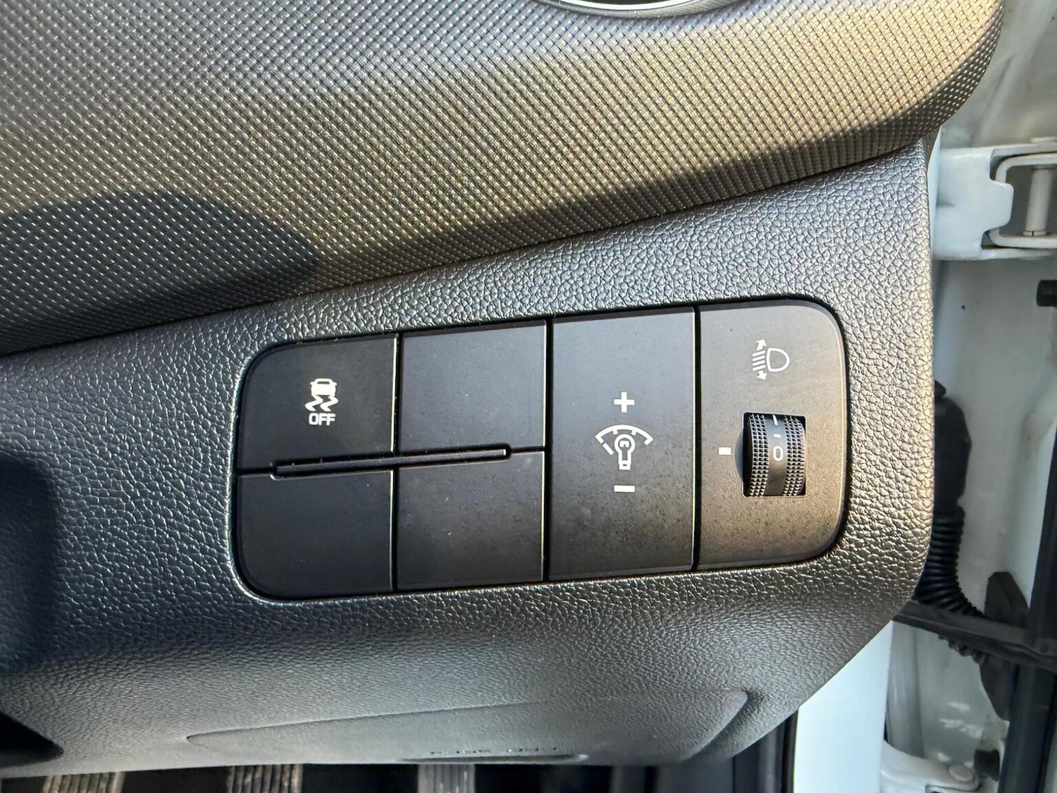 Used Hyundai i10 2018 for sale - 77089855: Photo 31