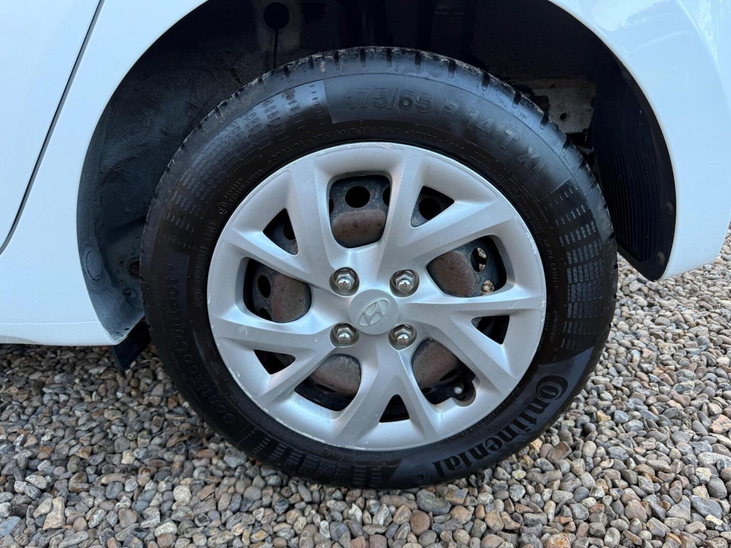 Used Hyundai i10 2018 for sale - 77089855: Photo 38