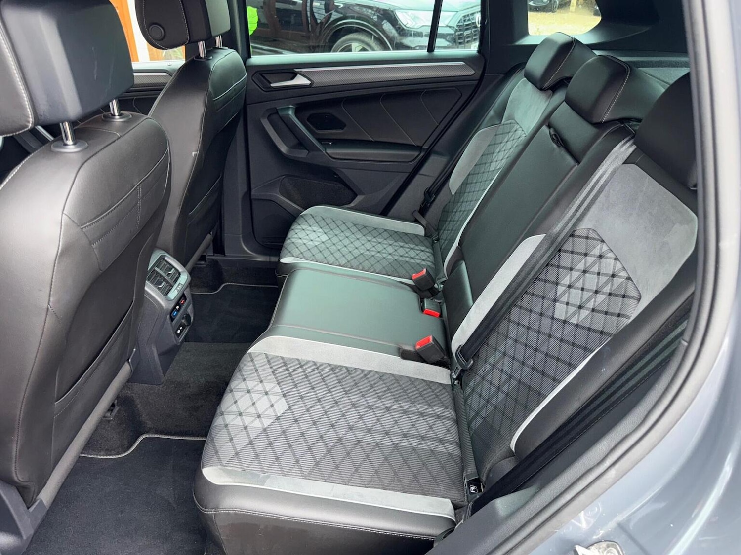 Used Volkswagen Tiguan 2020 for sale - 76692793: Photo 22