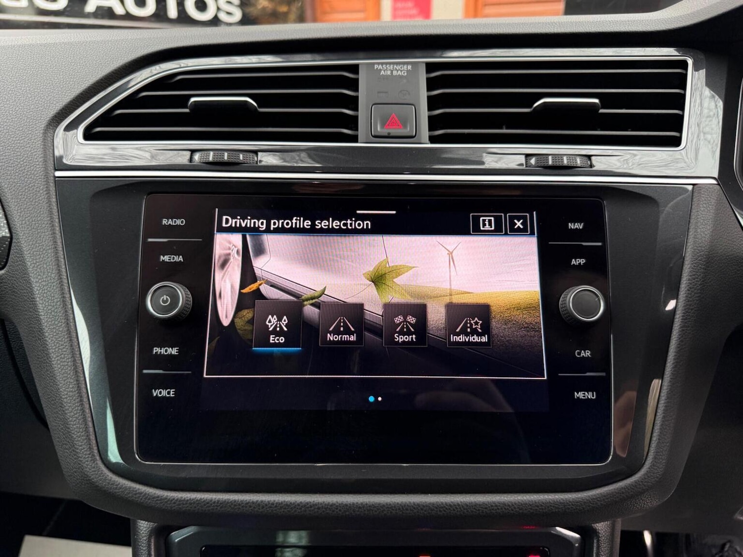 Used Volkswagen Tiguan 2020 for sale - 76692793: Photo 31