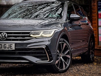 Used Volkswagen Tiguan 2020 for sale - 76692793: Photo