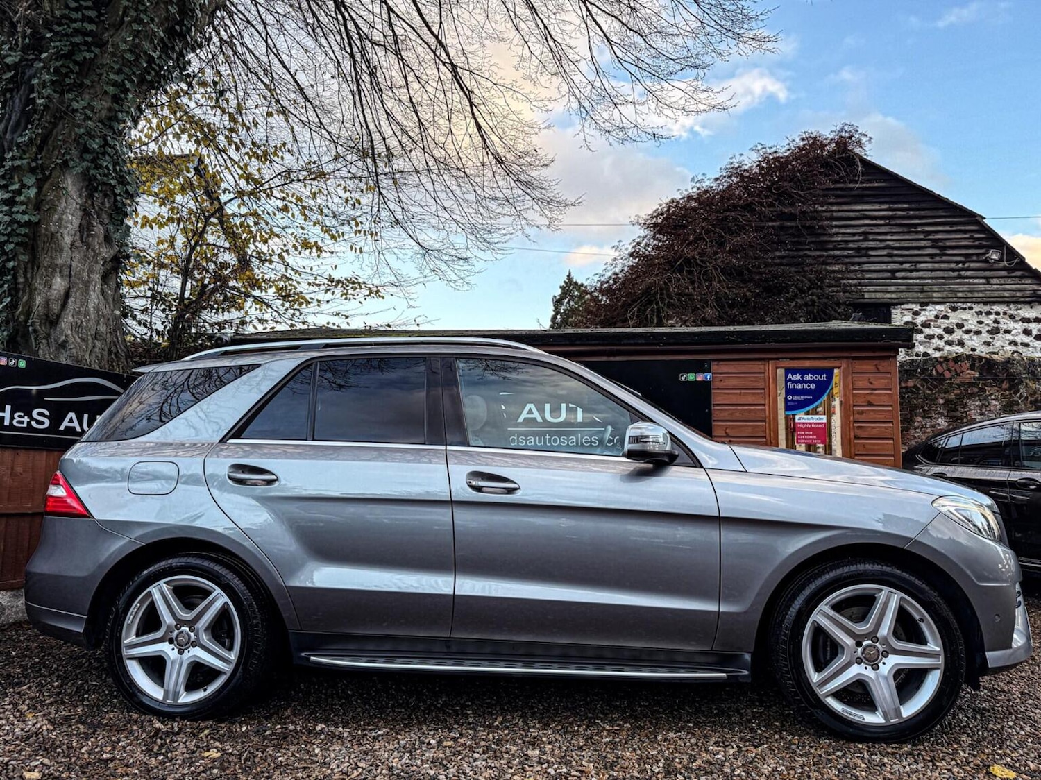Used Mercedes-Benz M Class 2015 for sale - 76877536: Photo 10