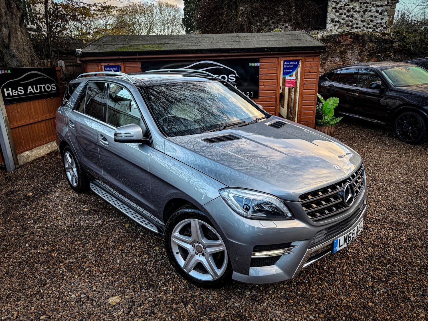 Used Mercedes-Benz M Class 2015 for sale - 76877536: Photo 2