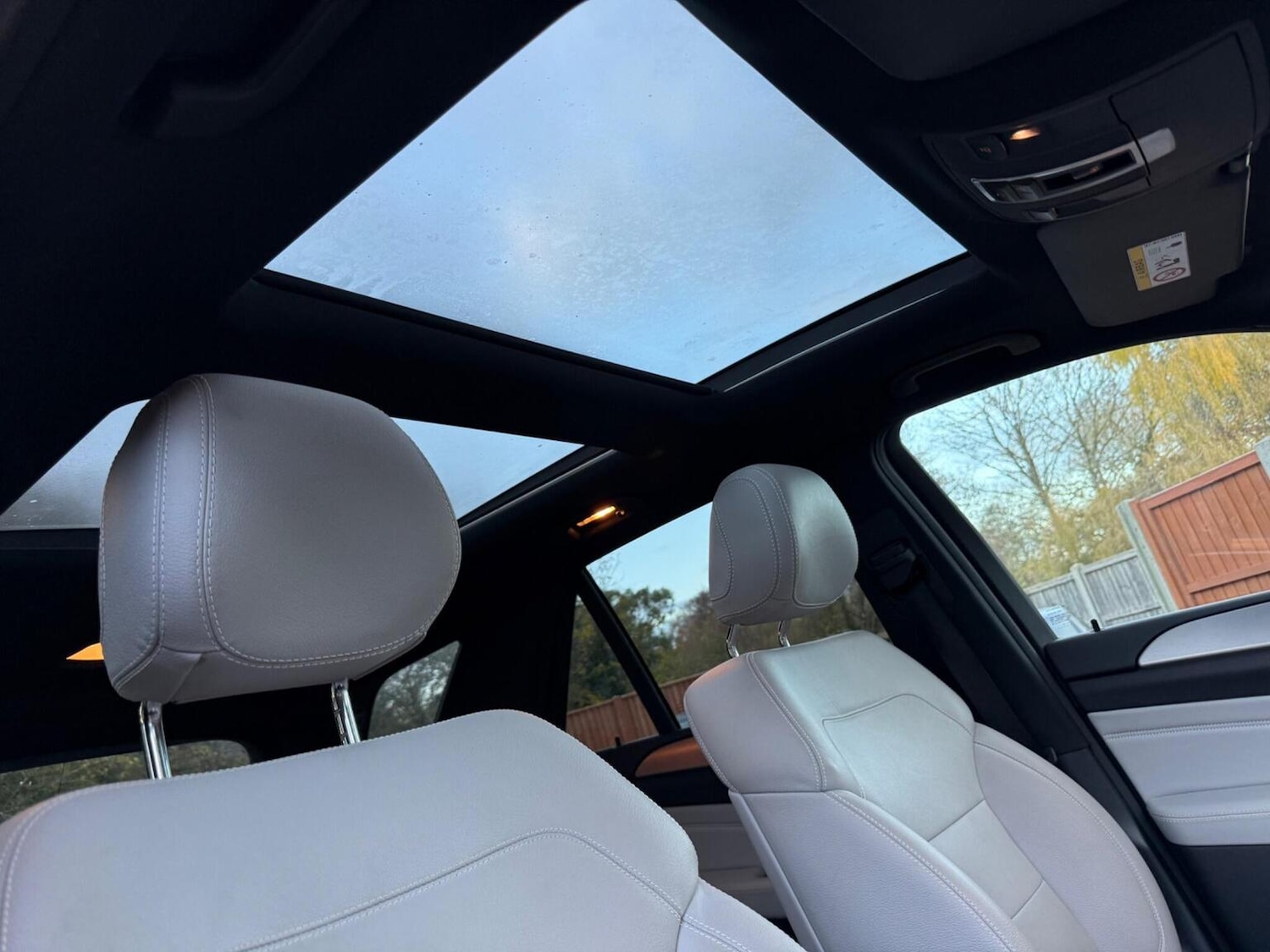 Used Mercedes-Benz M Class 2015 for sale - 76877536: Photo 40