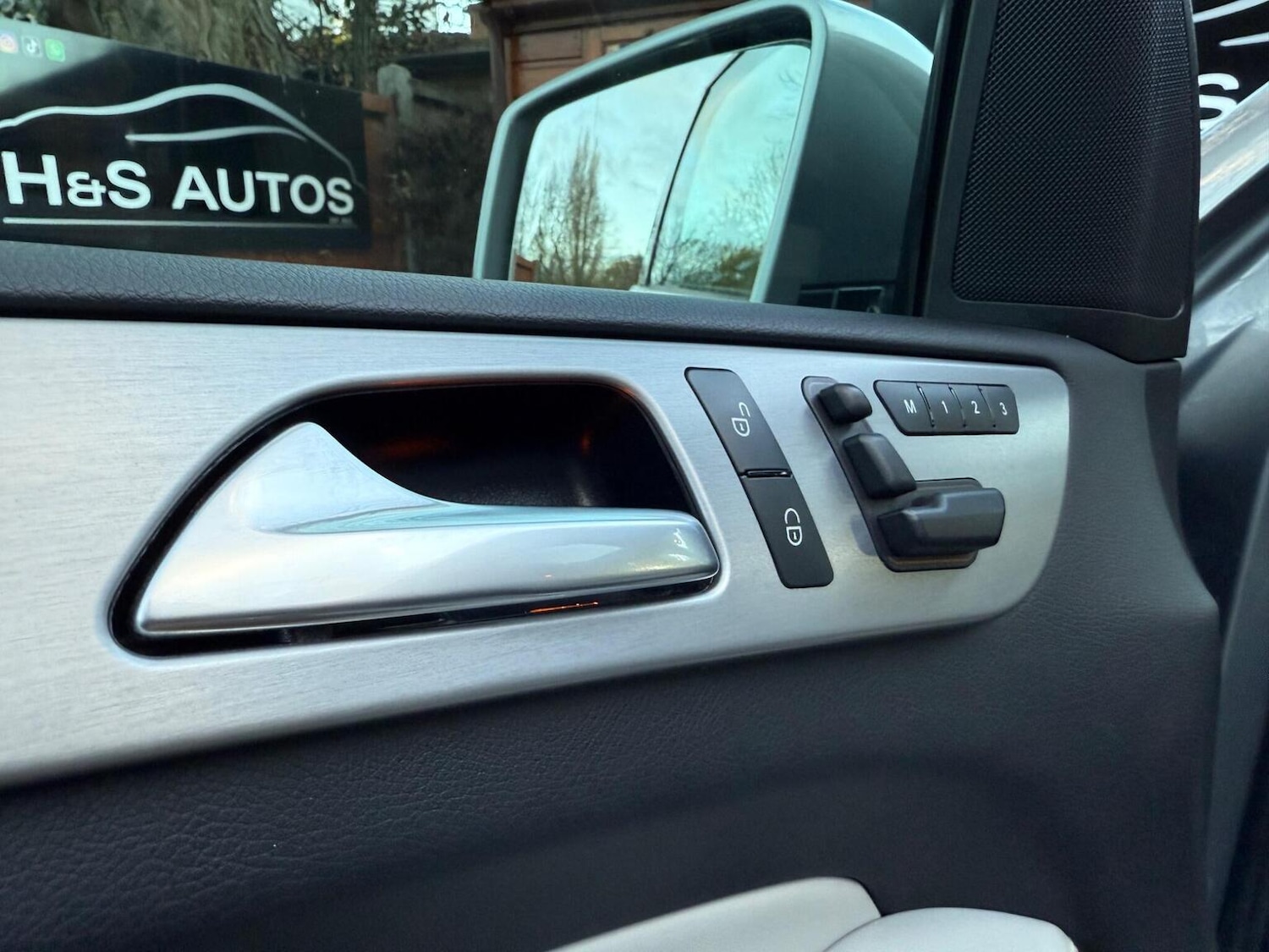 Used Mercedes-Benz M Class 2015 for sale - 76877536: Photo 41