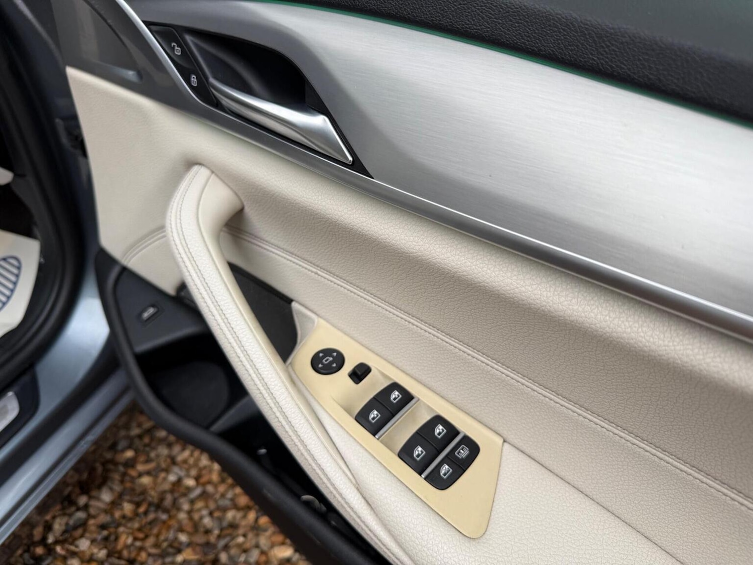 Used BMW 5 Series 2017 for sale - 76656085: Photo 31