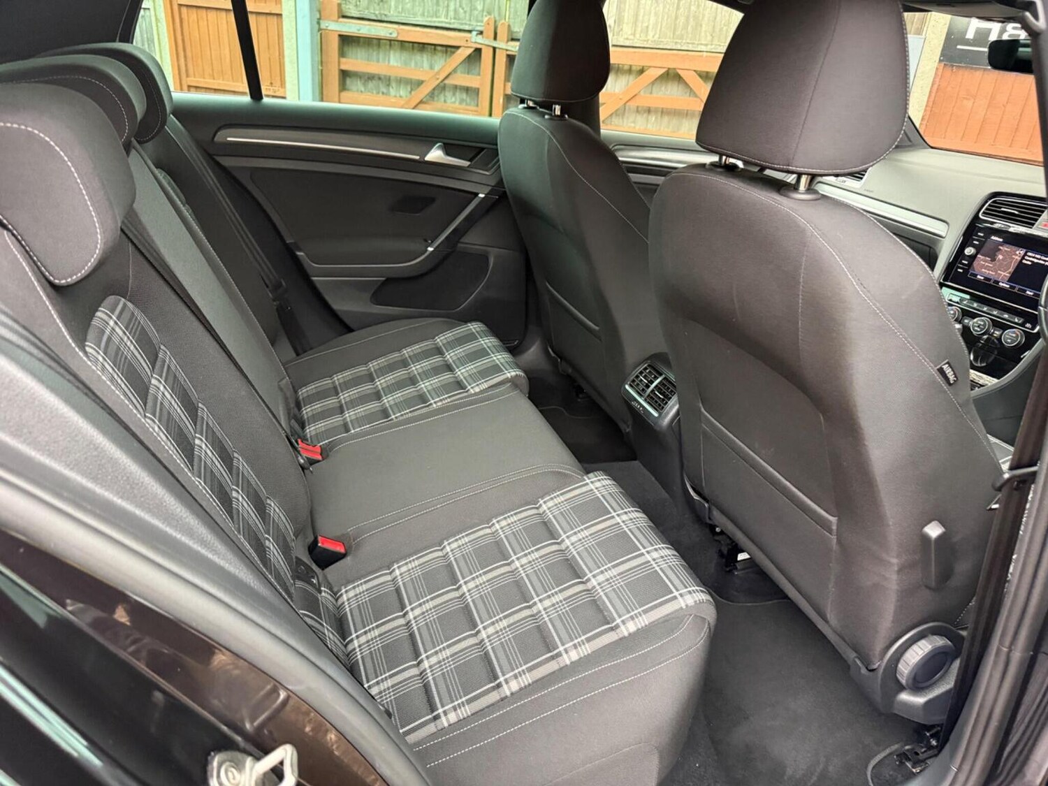 Used Volkswagen Golf 2018 for sale - 78105990: Photo 23