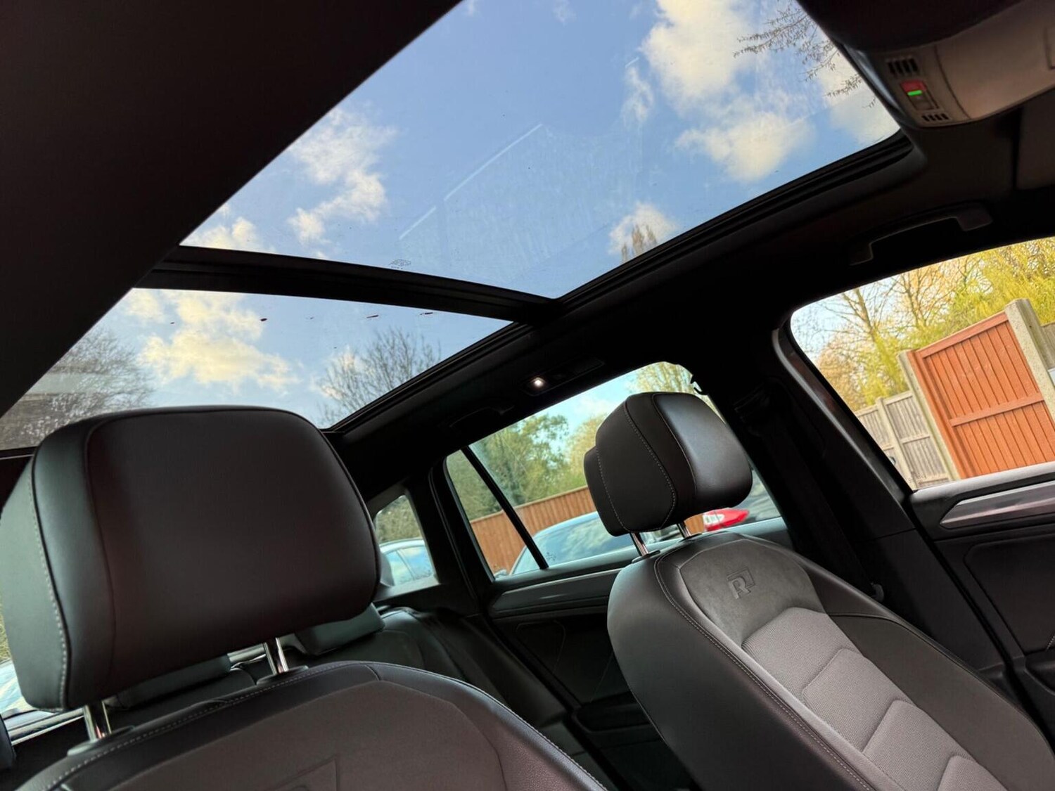 Used Volkswagen Tiguan 2020 for sale - 77844968: Photo 32