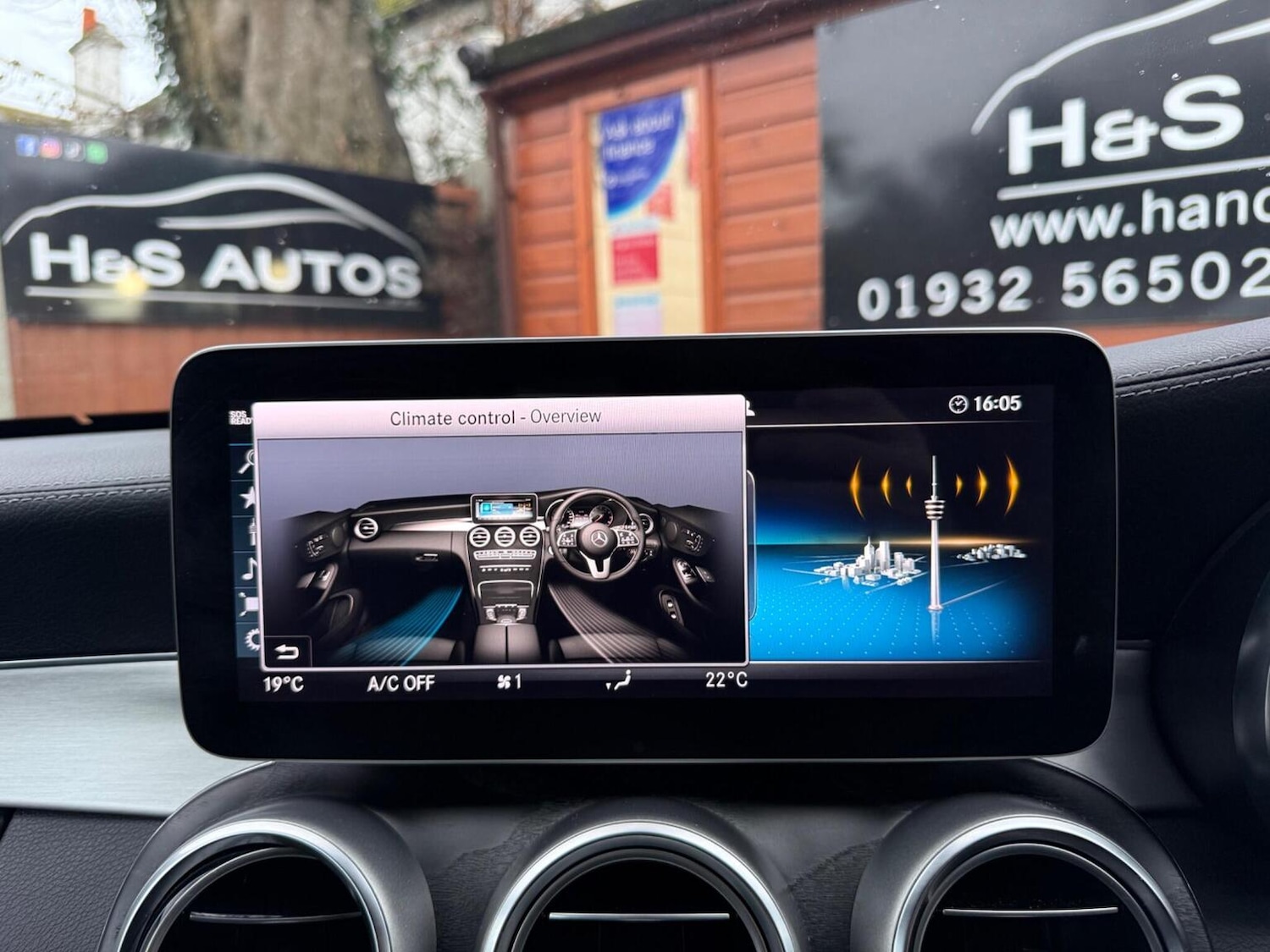 Used Mercedes-Benz C Class 2019 for sale - 77391911: Photo 35