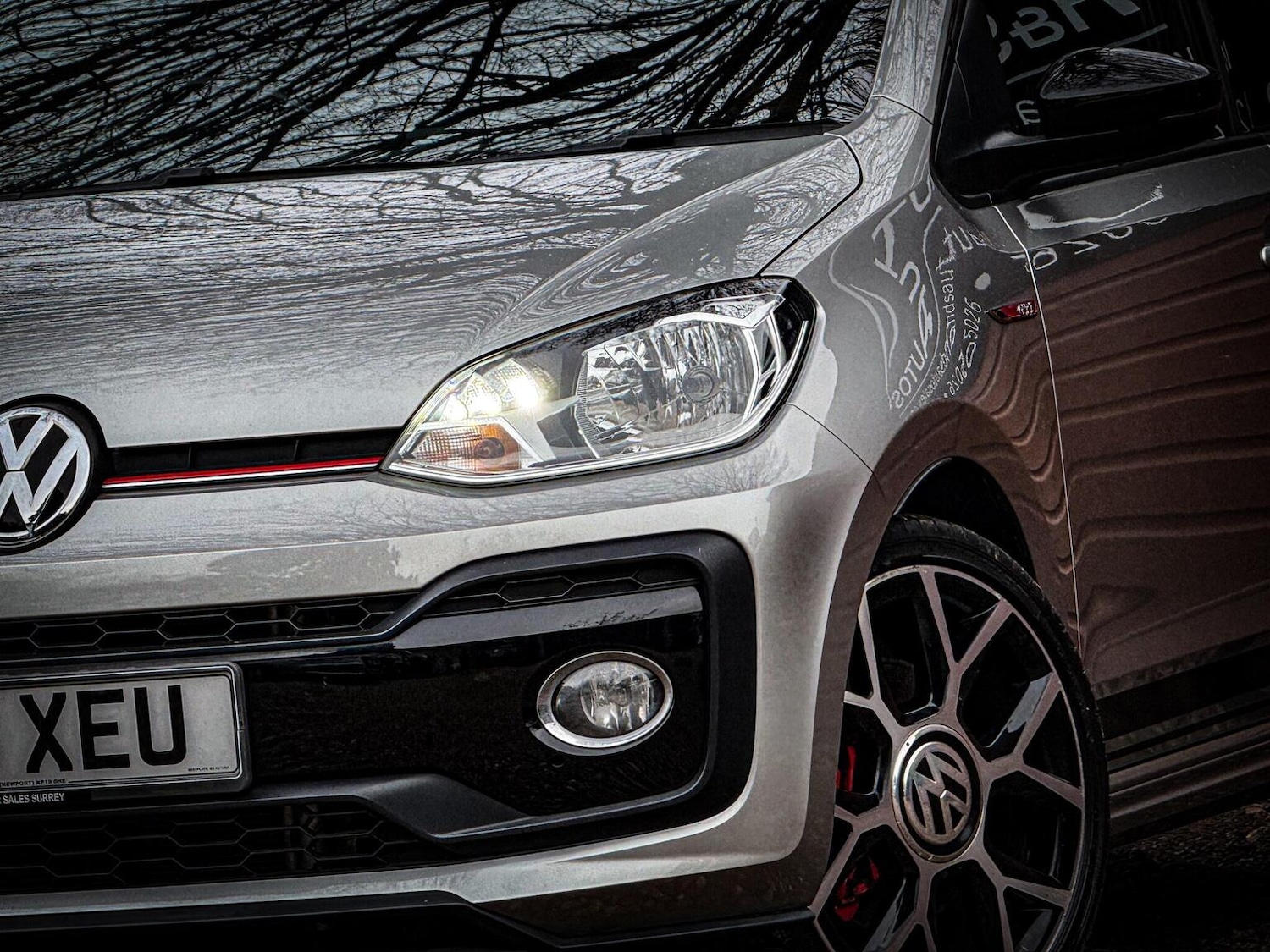 Used Volkswagen up! 2019 for sale - 77635338: Photo 2