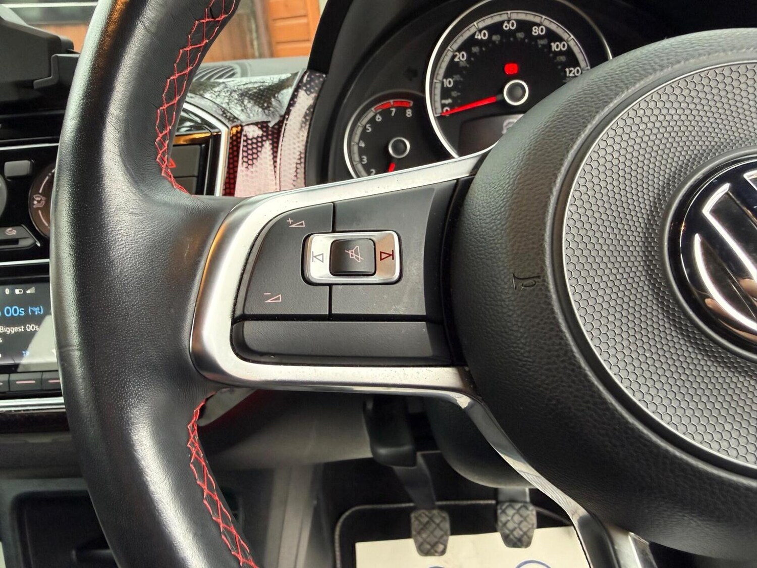 Used Volkswagen up! 2019 for sale - 77635338: Photo 29