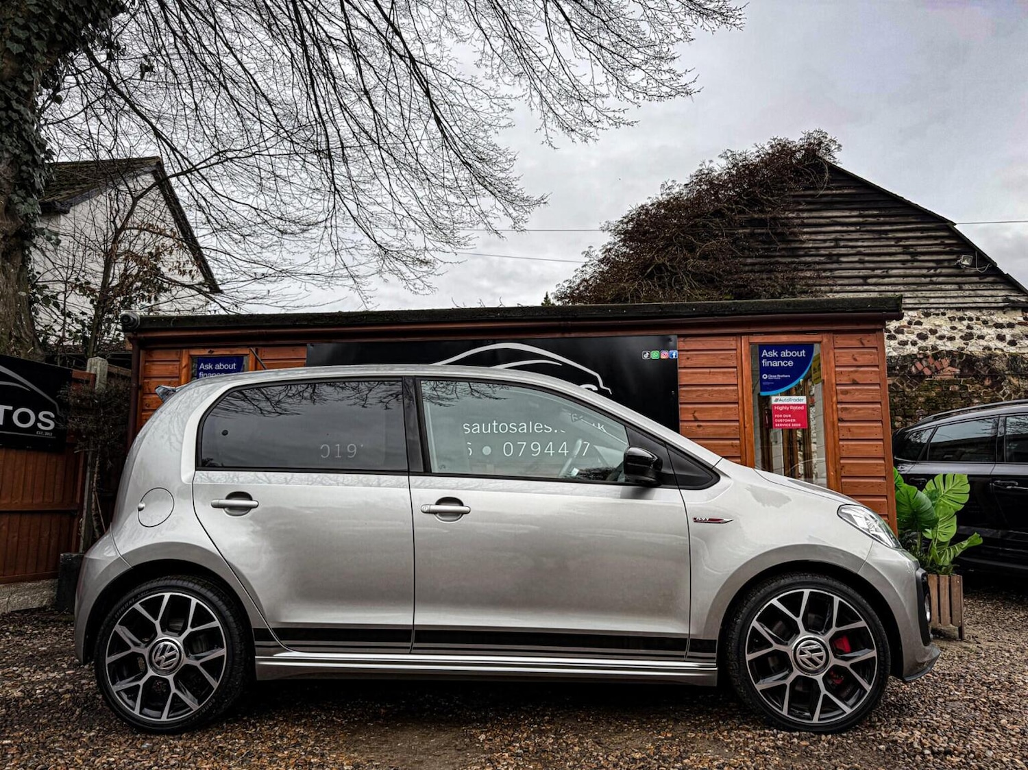Used Volkswagen up! 2019 for sale - 77635338: Photo 8