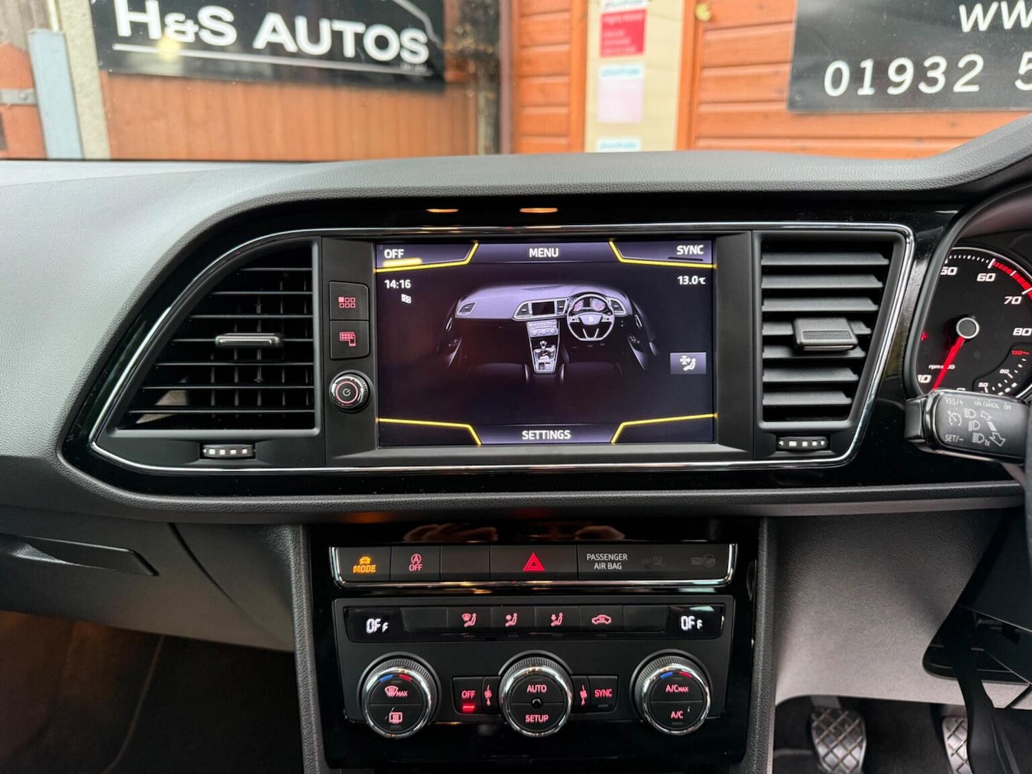 Used SEAT Leon 2018 for sale - 76725657: Photo 39