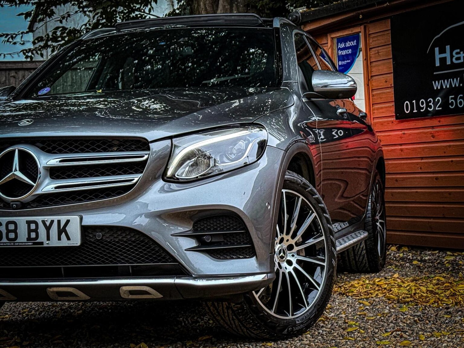 Used Mercedes-Benz GLC 2019 for sale - 76286980: Photo 3