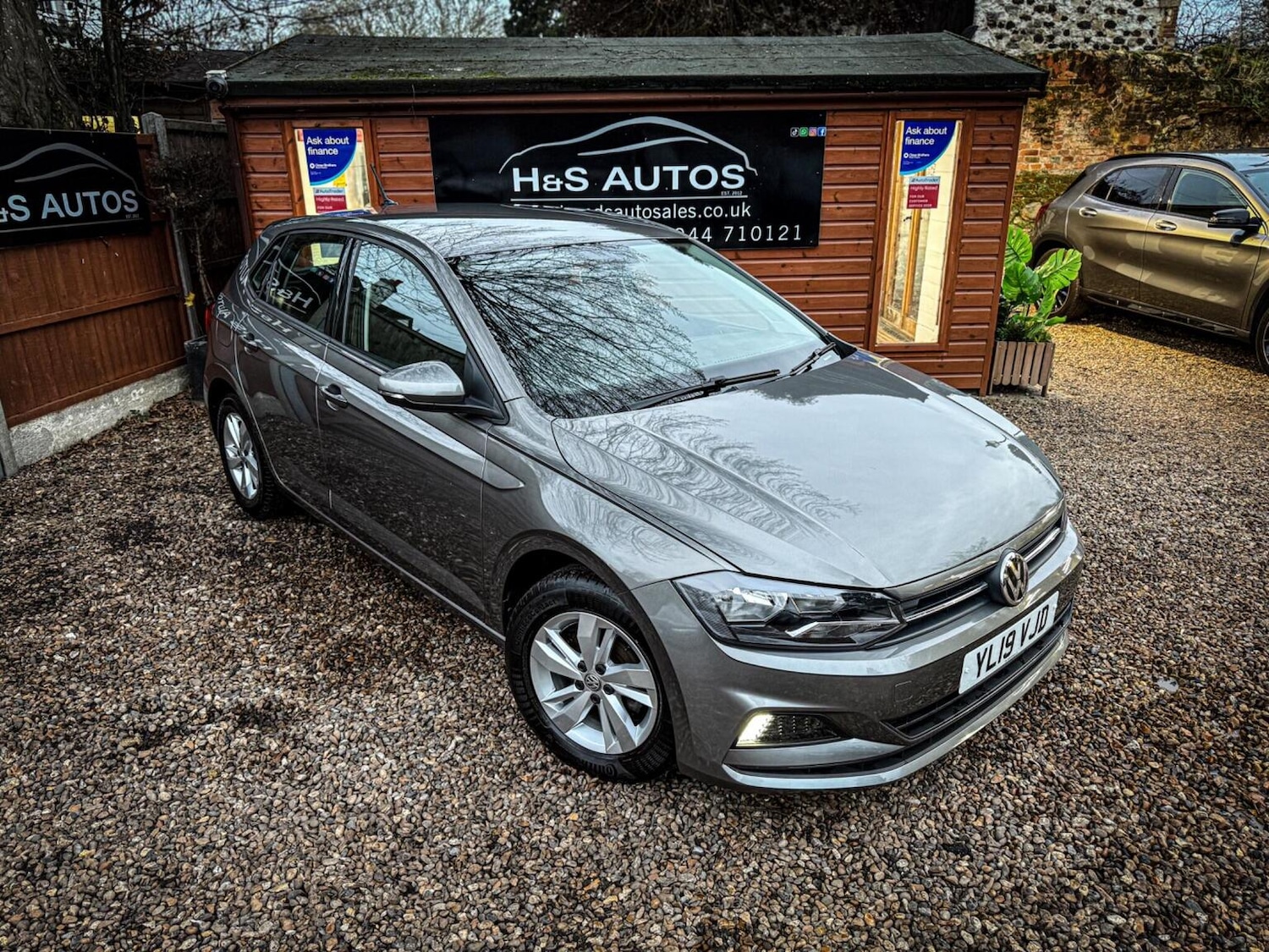 Used Volkswagen Polo 2019 for sale - 76986852: Photo 2