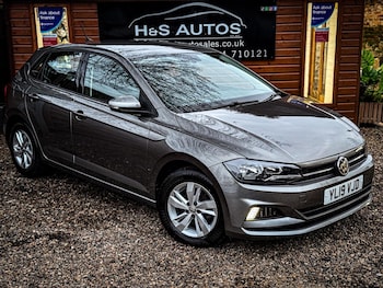 Used Volkswagen Polo 2019 for sale - 76986852: Photo