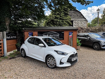 Used Toyota Yaris 2022 for sale - 78920912: Photo