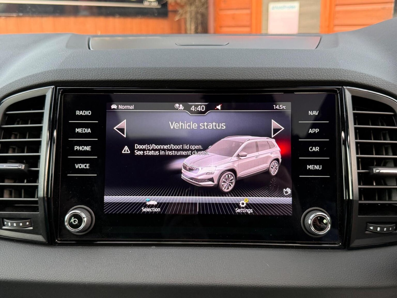 Used Skoda Karoq 2023 for sale - 77774711: Photo 32