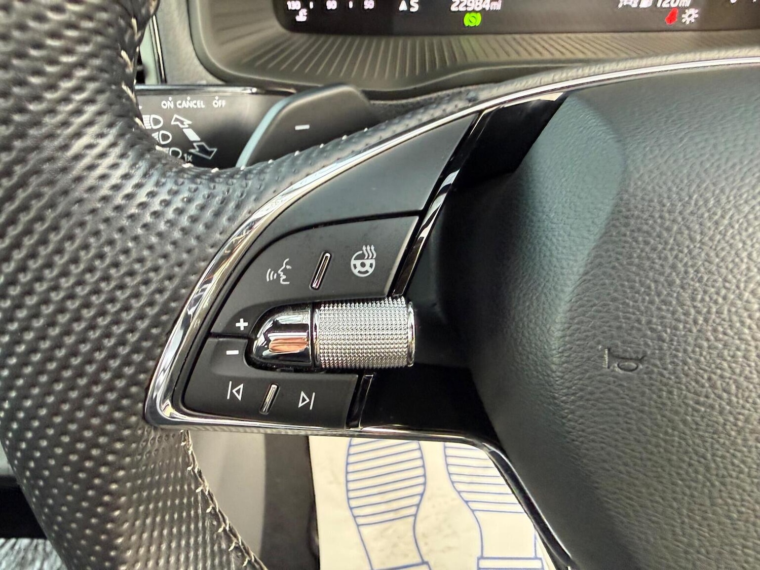 Used Skoda Karoq 2023 for sale - 77774711: Photo 44