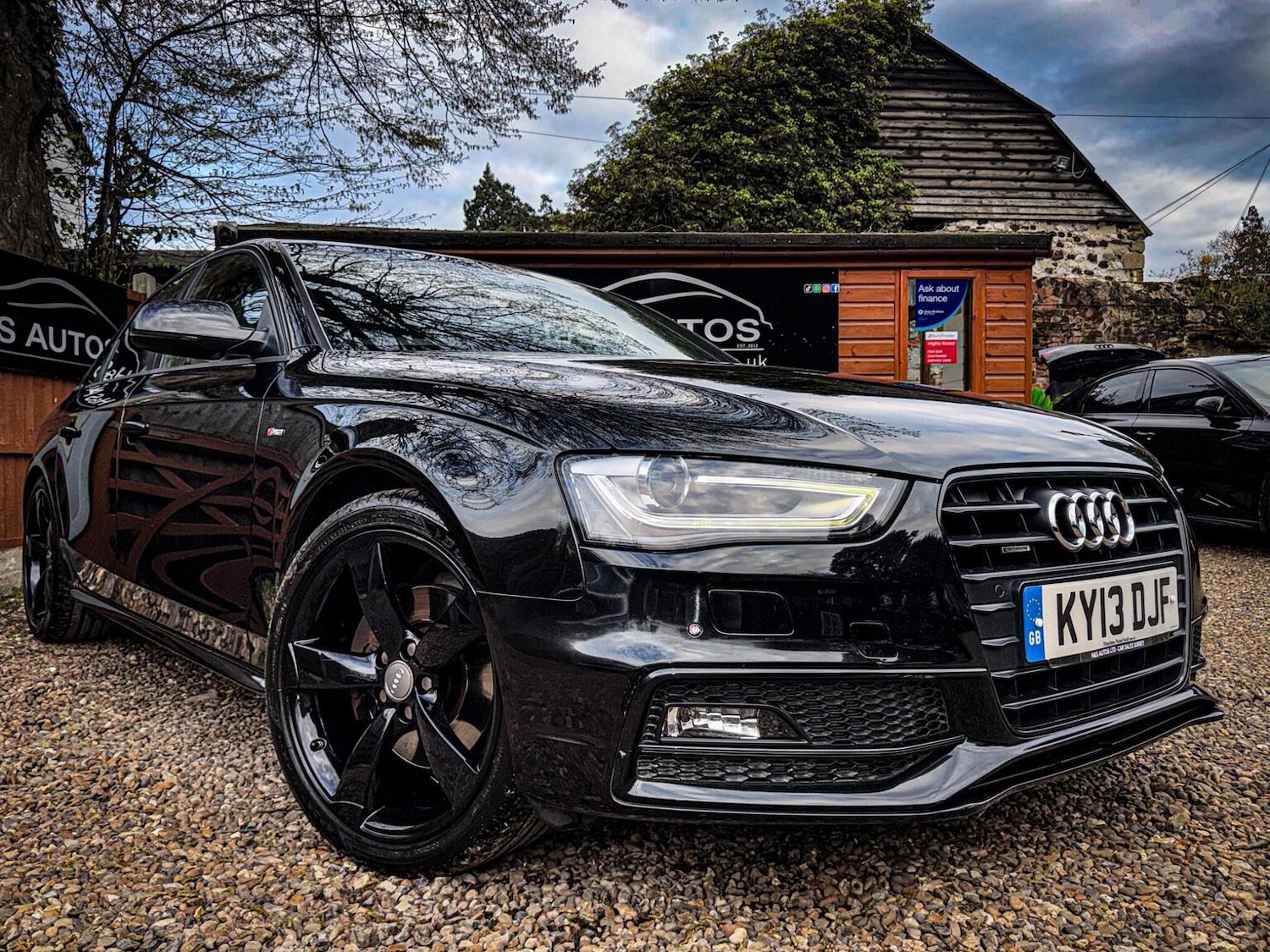 Used Audi A4 2013 for sale - 78045671: Photo 1