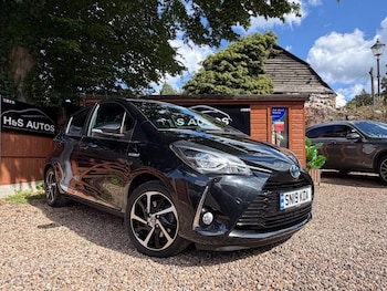 Used Toyota Yaris 2019 for sale - 78976363: Photo