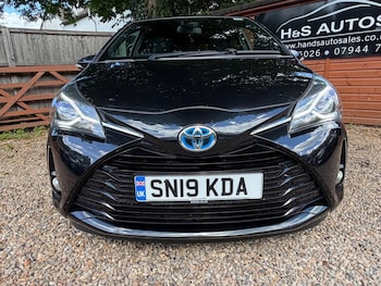 Used Toyota Yaris 2019 for sale - 78976363: Photo