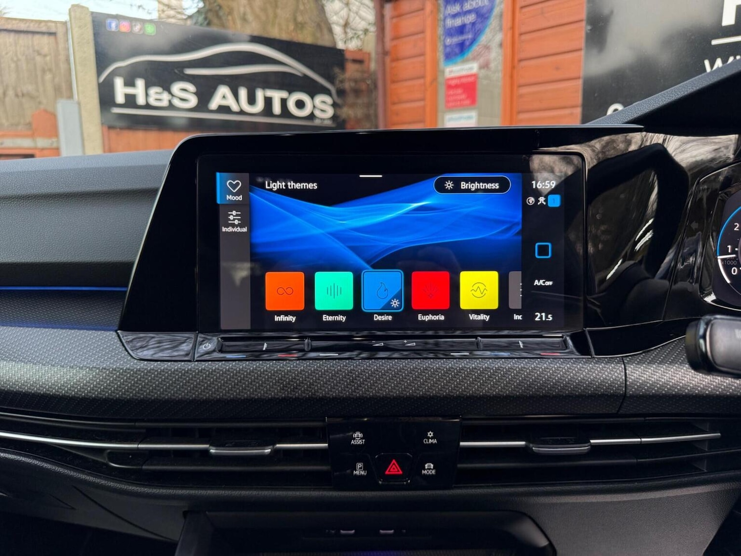 Used Volkswagen Golf 2022 for sale - 77774721: Photo 27