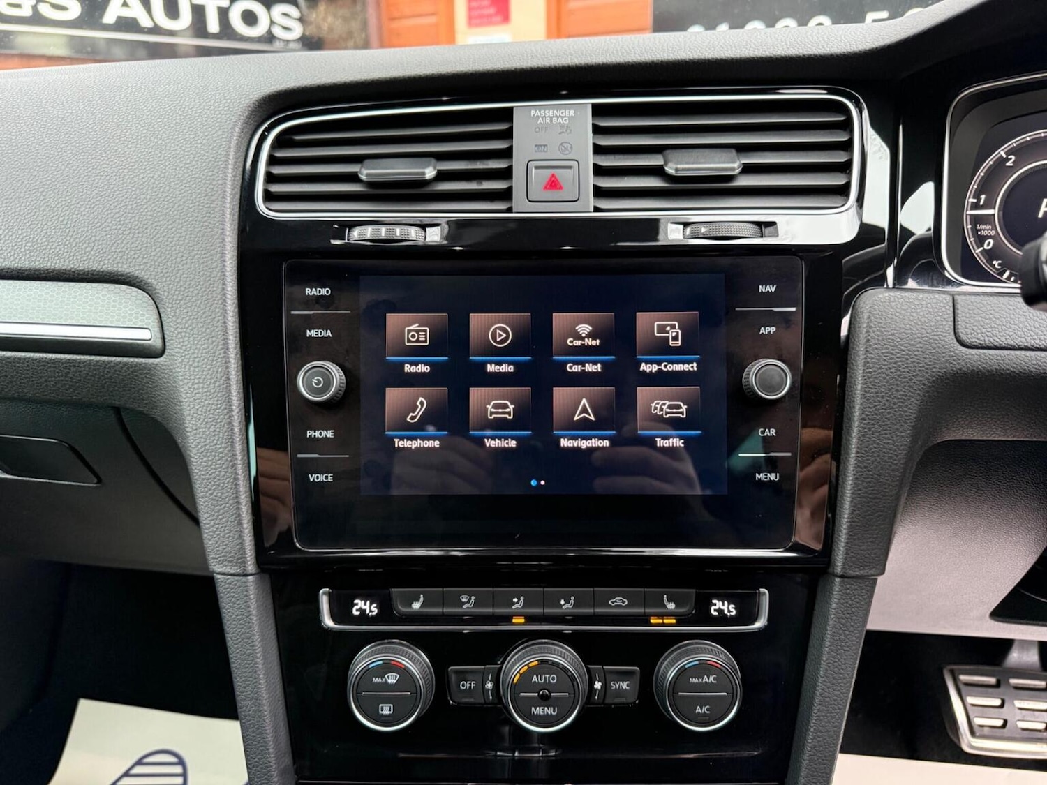 Used Volkswagen Golf 2019 for sale - 77336271: Photo 24